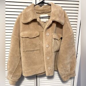 American Eagle faux fur jacket sz L